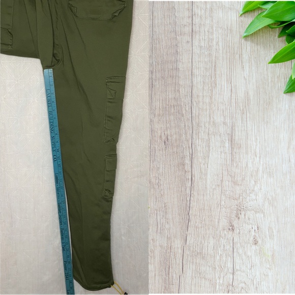 Men’s Army Green YOUNG & RECKLESS‎ Drawstring Exploit Cargo Pants Size Small - Picture 6 of 7